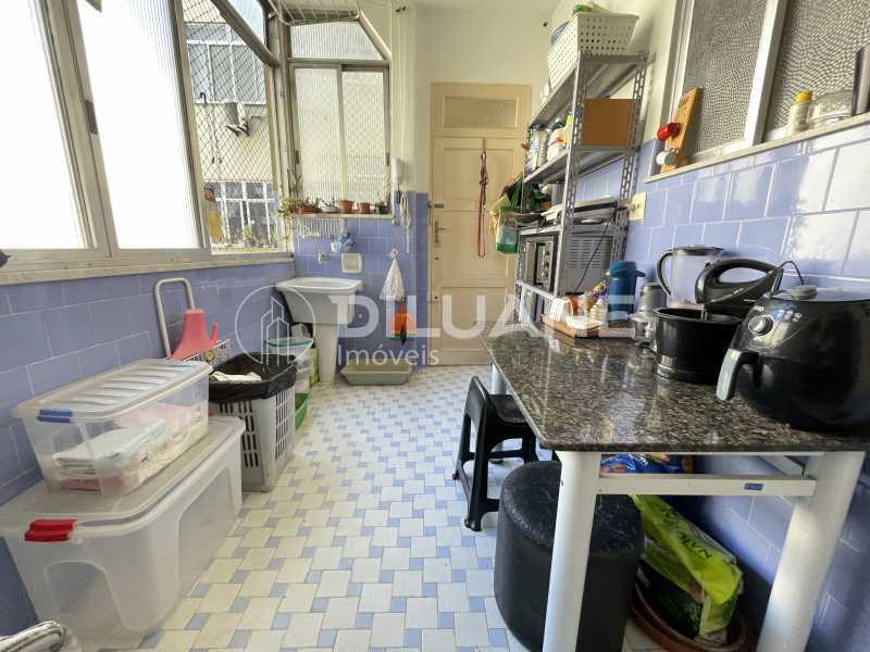 Apartamento à venda com 3 quartos, 156m² - Foto 41