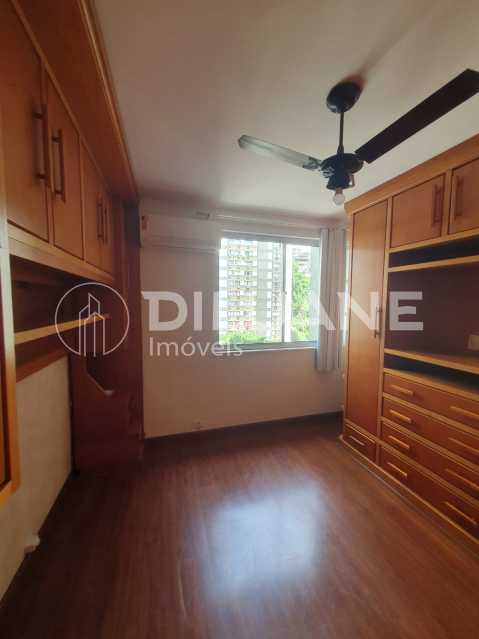 Apartamento à venda com 3 quartos, 92m² - Foto 12