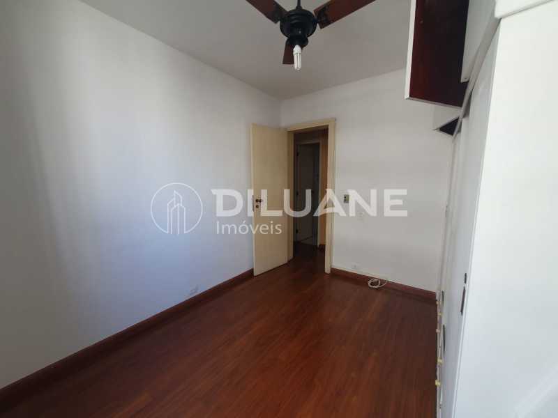 Apartamento à venda com 3 quartos, 92m² - Foto 19