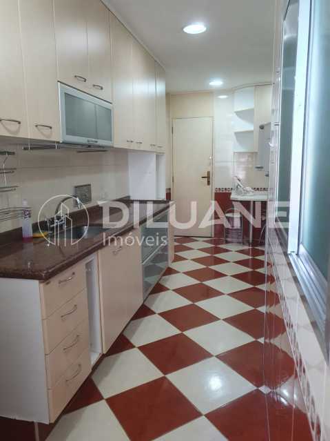 Apartamento à venda com 3 quartos, 92m² - Foto 24