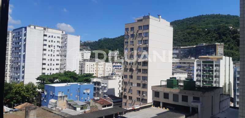 Apartamento à venda com 1 quarto, 71m² - Foto 1