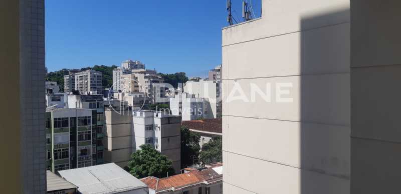 Apartamento à venda com 1 quarto, 71m² - Foto 2