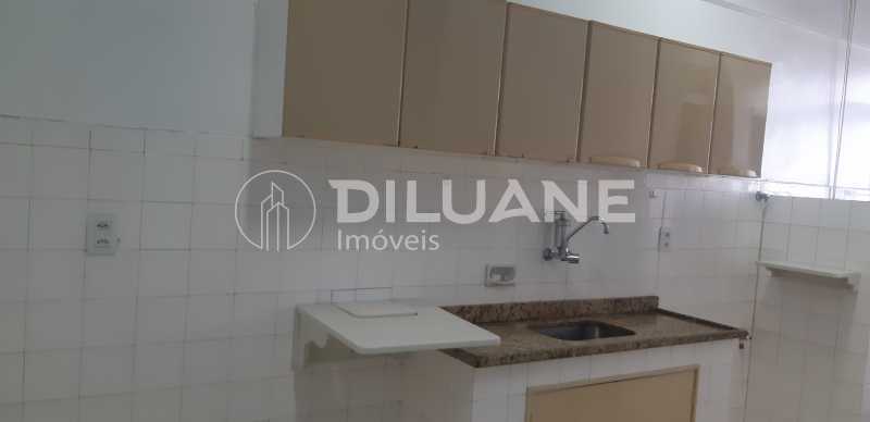 Apartamento à venda com 1 quarto, 71m² - Foto 17