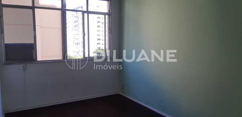 Apartamento à venda com 1 quarto, 71m² - Foto 18