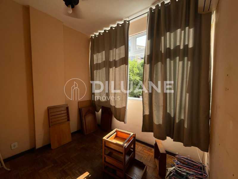 Apartamento à venda com 2 quartos, 76m² - Foto 12