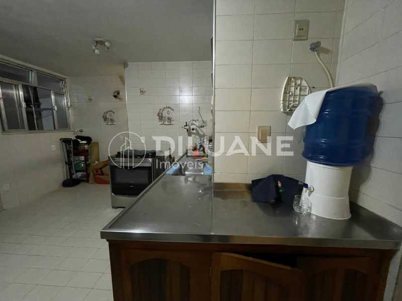 Apartamento à venda com 2 quartos, 76m² - Foto 18