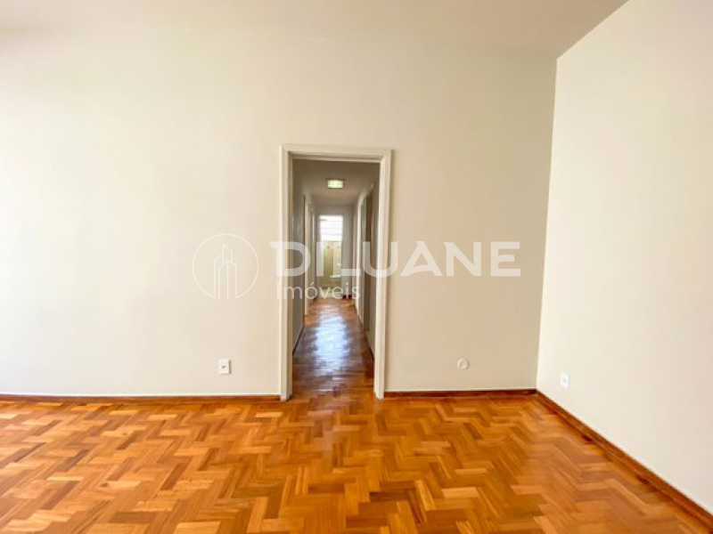 Apartamento à venda com 3 quartos, 84m² - Foto 5