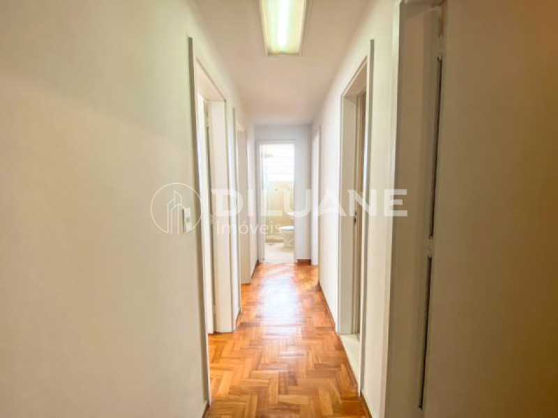 Apartamento à venda com 3 quartos, 84m² - Foto 7