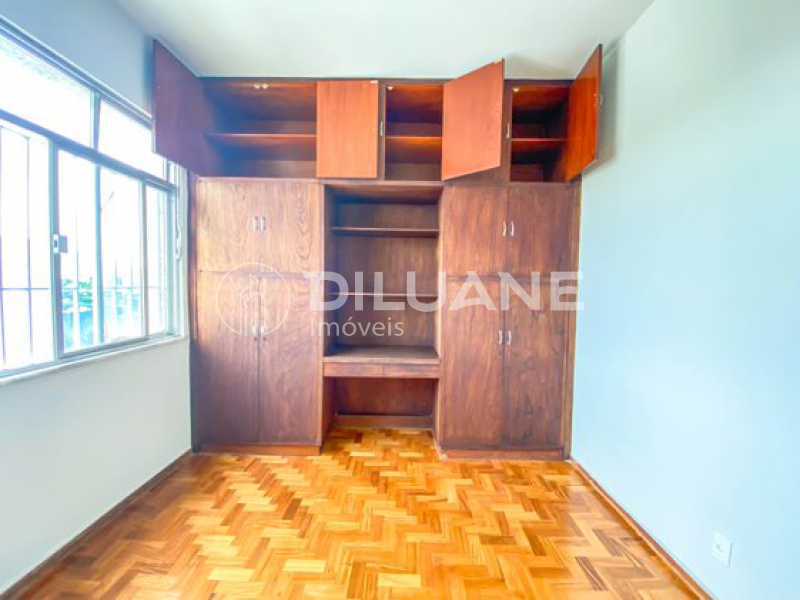 Apartamento à venda com 3 quartos, 84m² - Foto 17