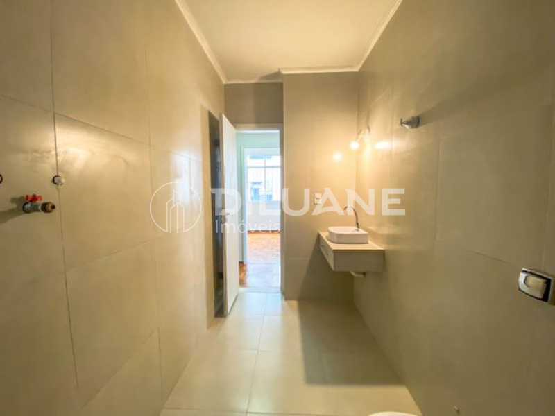 Apartamento à venda com 3 quartos, 84m² - Foto 24