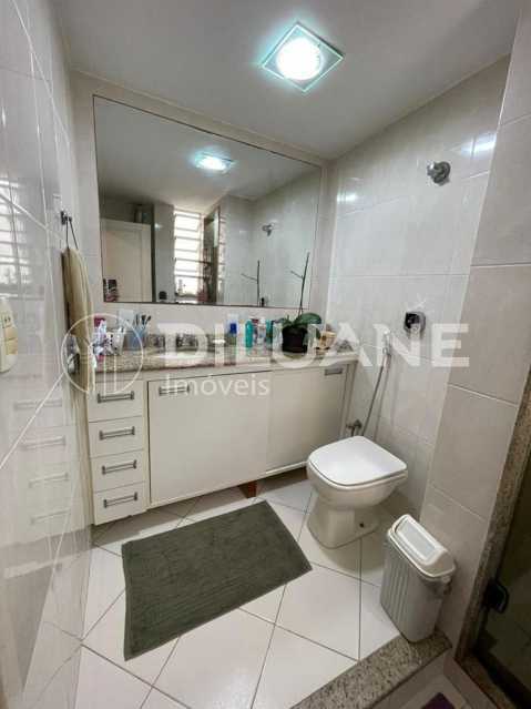 Apartamento à venda com 4 quartos, 225m² - Foto 12