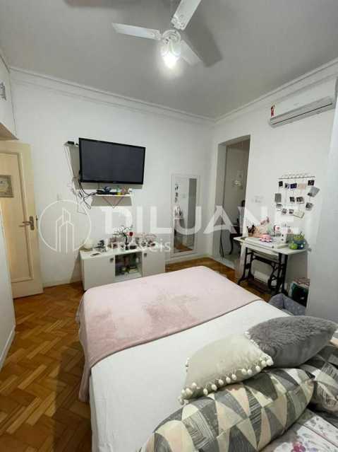 Apartamento à venda com 4 quartos, 225m² - Foto 22