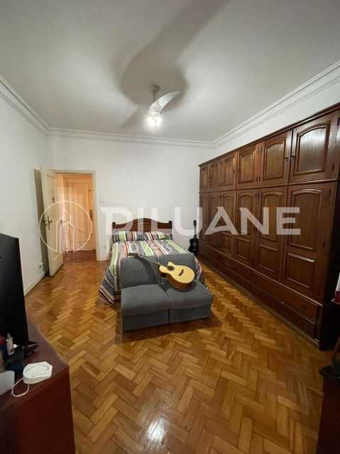 Apartamento à venda com 4 quartos, 225m² - Foto 23