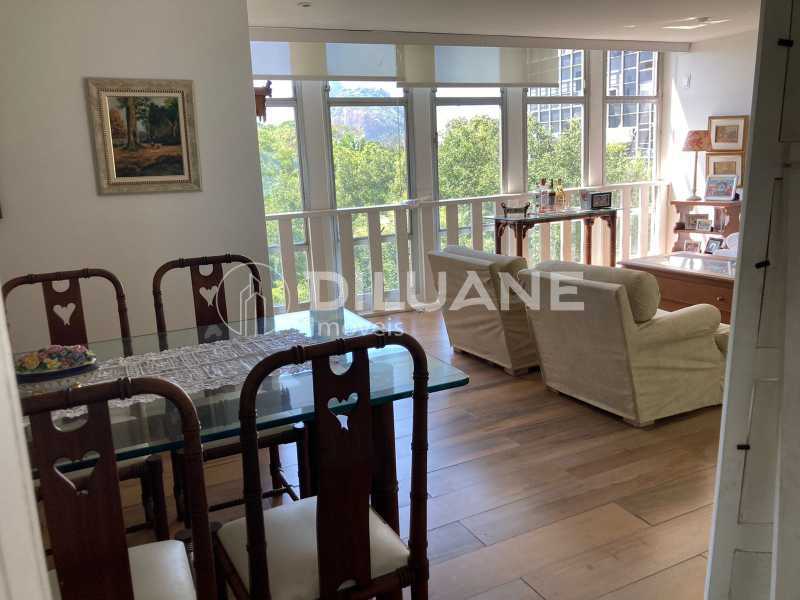 Apartamento à venda com 3 quartos, 114m² - Foto 1