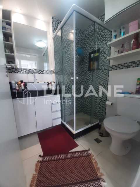 Apartamento à venda com 2 quartos, 65m² - Foto 18