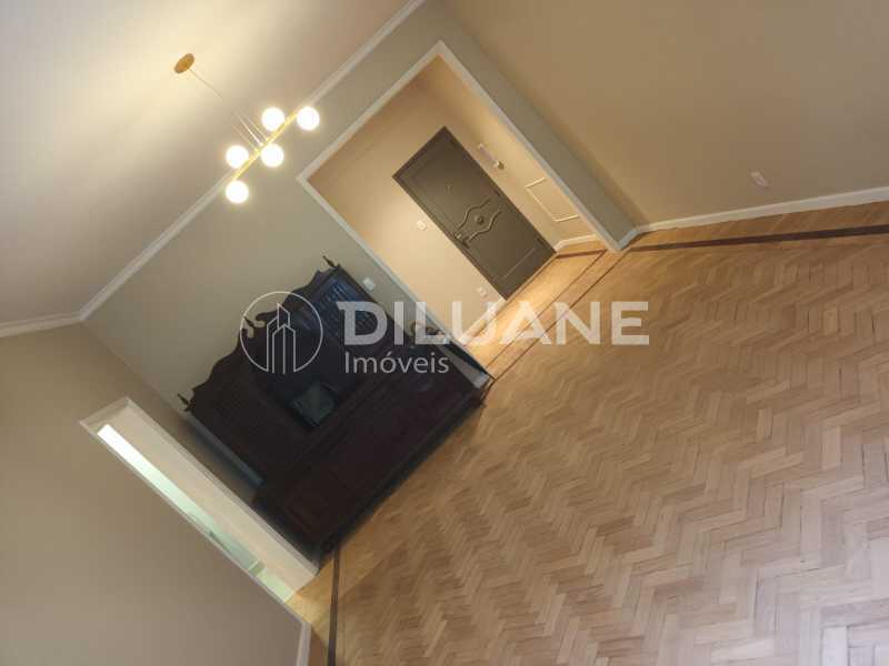 Apartamento à venda com 3 quartos, 106m² - Foto 37