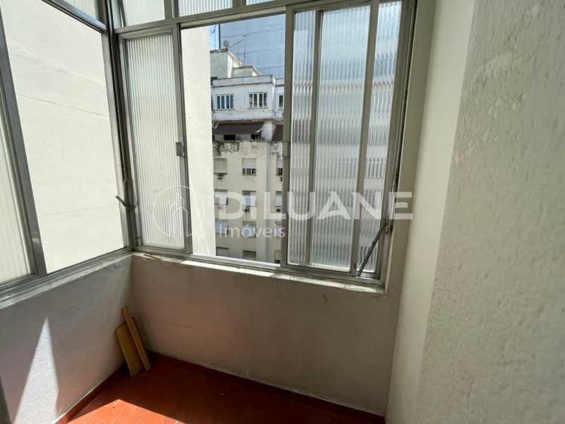 Apartamento à venda com 1 quarto, 30m² - Foto 17