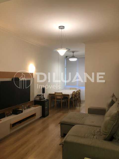 Apartamento à venda com 3 quartos, 108m² - Foto 6