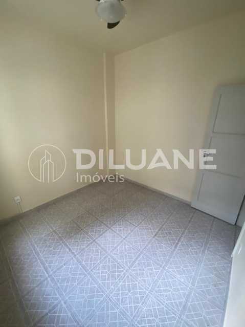 Apartamento à venda com 2 quartos, 68m² - Foto 10