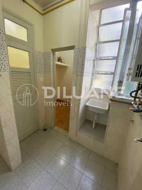 Apartamento à venda com 2 quartos, 68m² - Foto 15