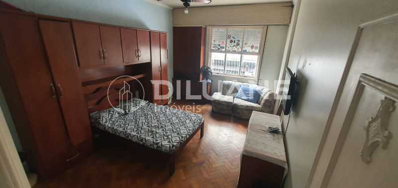 Apartamento à venda com 3 quartos, 122m² - Foto 4