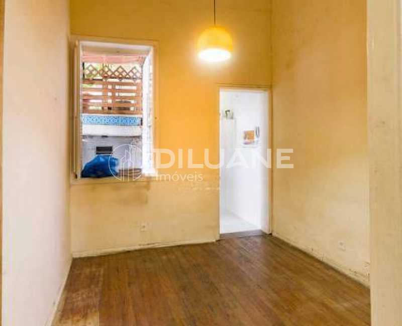 Casa de Vila à venda com 3 quartos, 82m² - Foto 3