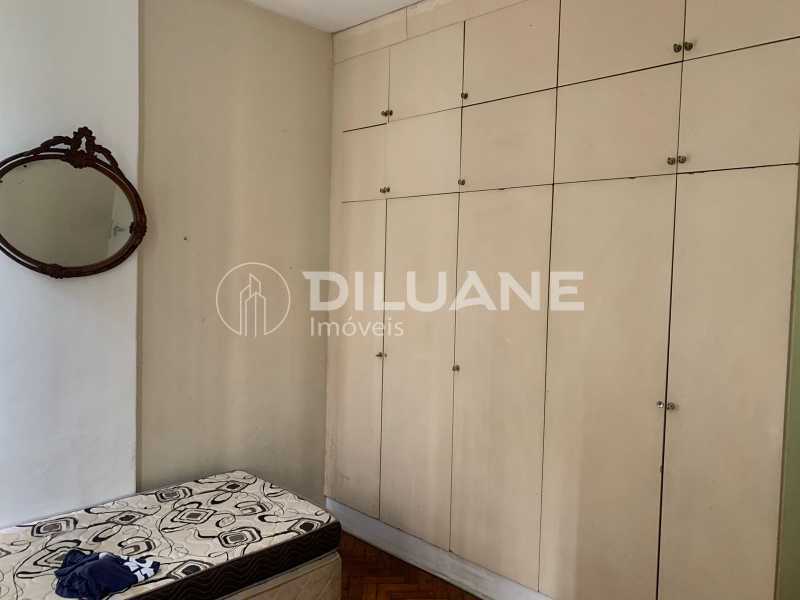 Apartamento à venda e aluguel com 2 quartos, 72m² - Foto 9