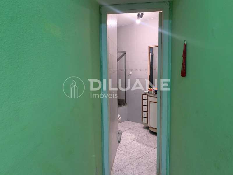 Apartamento à venda e aluguel com 2 quartos, 72m² - Foto 20