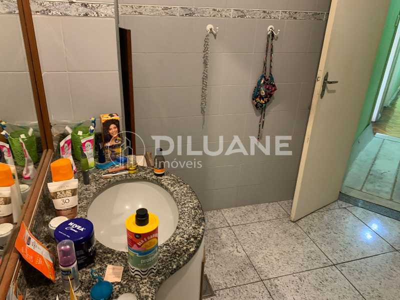 Apartamento à venda e aluguel com 2 quartos, 72m² - Foto 25