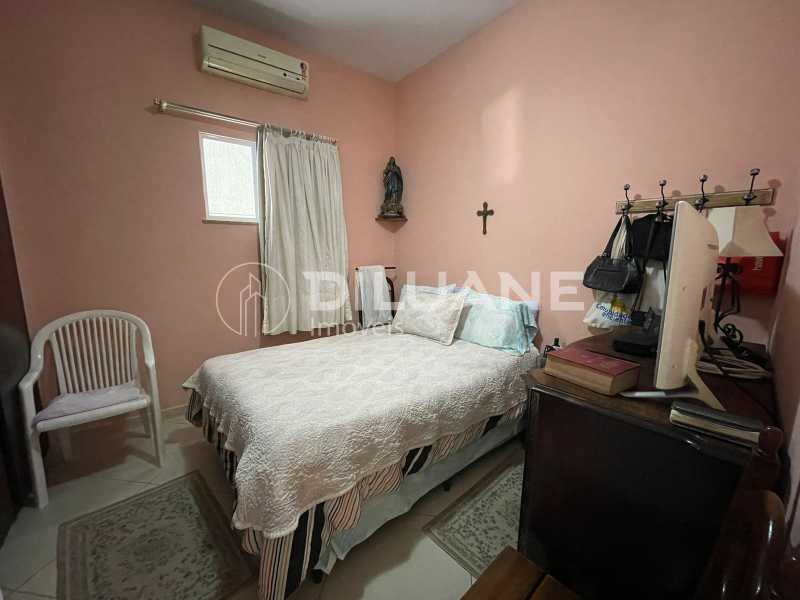 Apartamento à venda com 2 quartos, 70m² - Foto 11