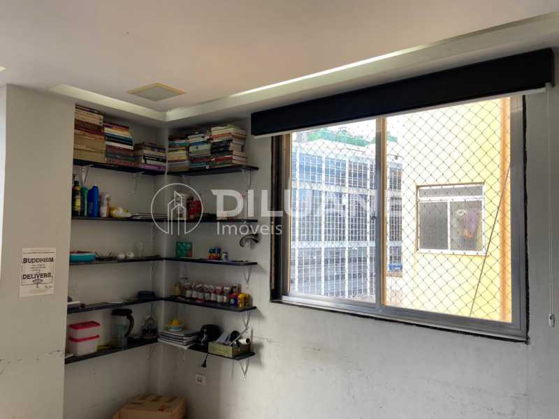 Apartamento à venda com 1 quarto, 54m² - Foto 11