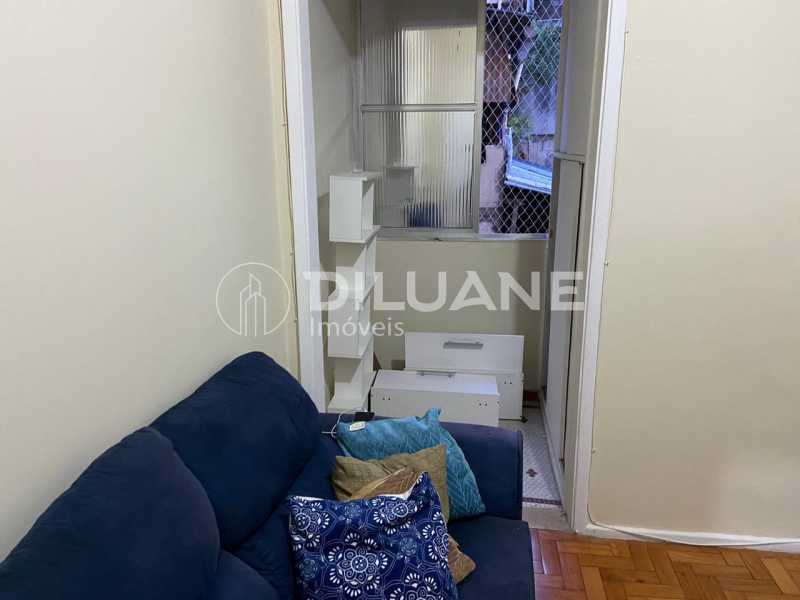 Apartamento à venda com 1 quarto, 40m² - Foto 6