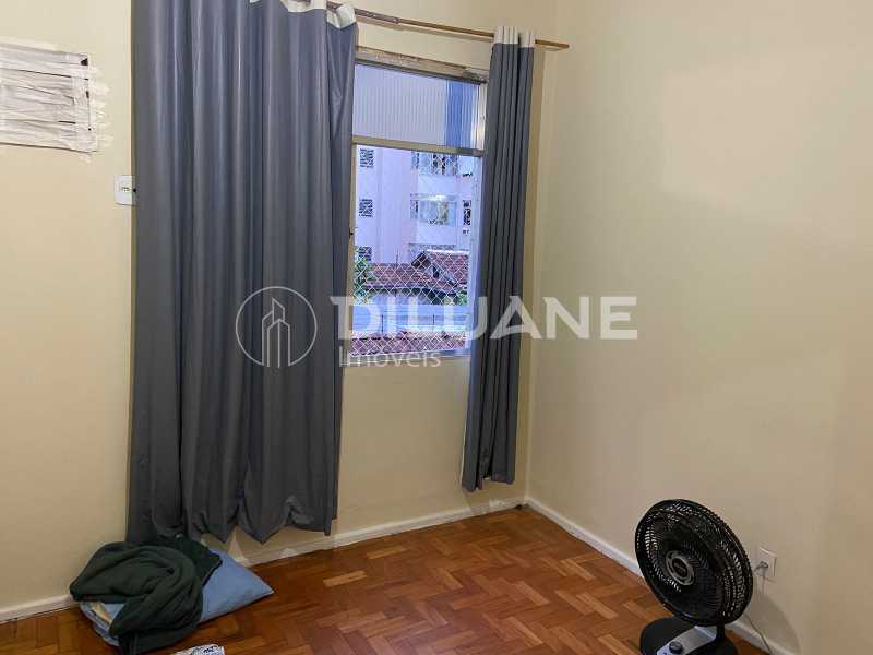 Apartamento à venda com 1 quarto, 40m² - Foto 8