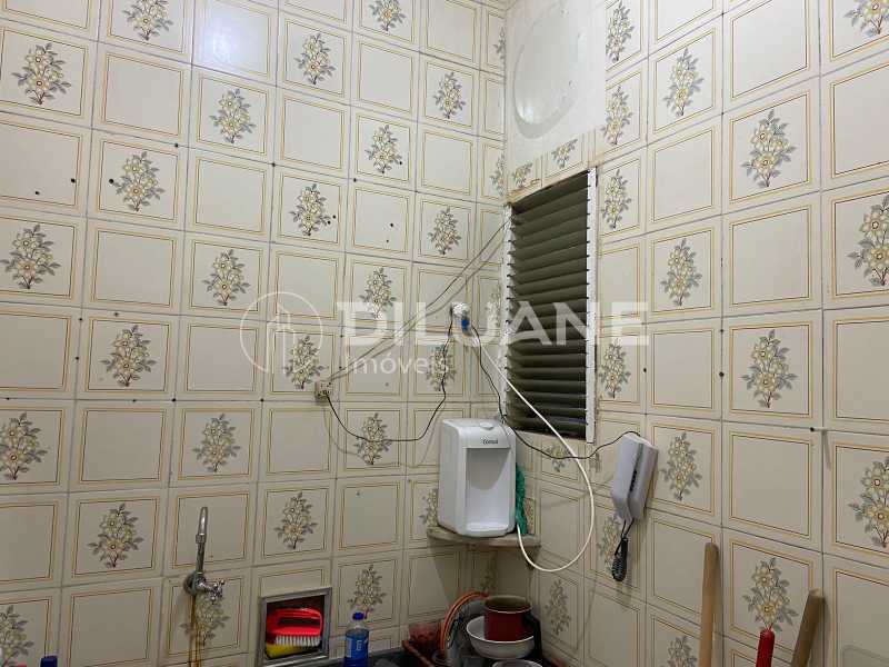 Apartamento à venda com 1 quarto, 40m² - Foto 10