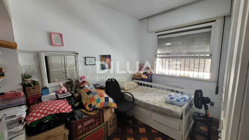 Apartamento à venda com 4 quartos, 180m² - Foto 13