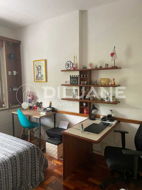 Apartamento à venda com 2 quartos, 110m² - Foto 13