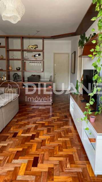 Apartamento à venda com 2 quartos, 110m² - Foto 5