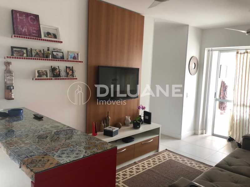 Apartamento à venda com 3 quartos, 73m² - Foto 16