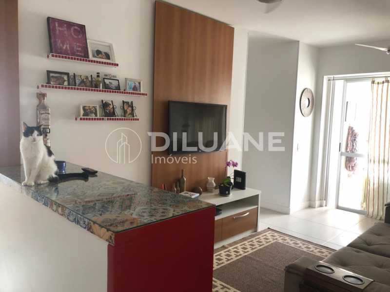 Apartamento à venda com 3 quartos, 73m² - Foto 18