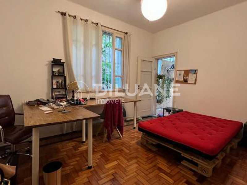 Apartamento à venda com 3 quartos, 134m² - Foto 13