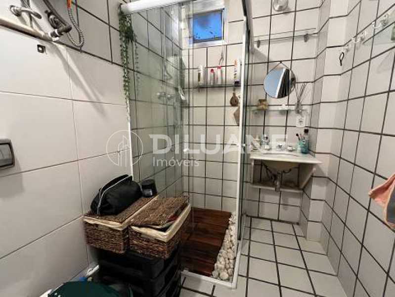 Apartamento à venda com 3 quartos, 134m² - Foto 23