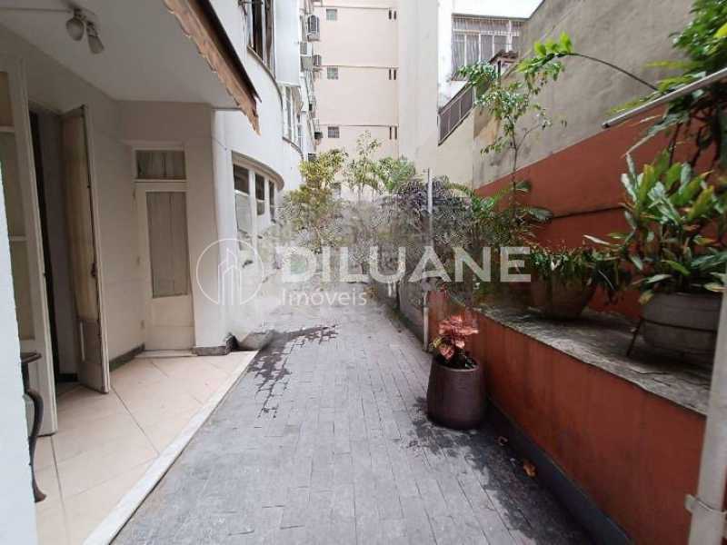 Apartamento à venda com 3 quartos, 110m² - Foto 1