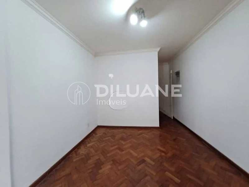 Apartamento à venda com 3 quartos, 110m² - Foto 28