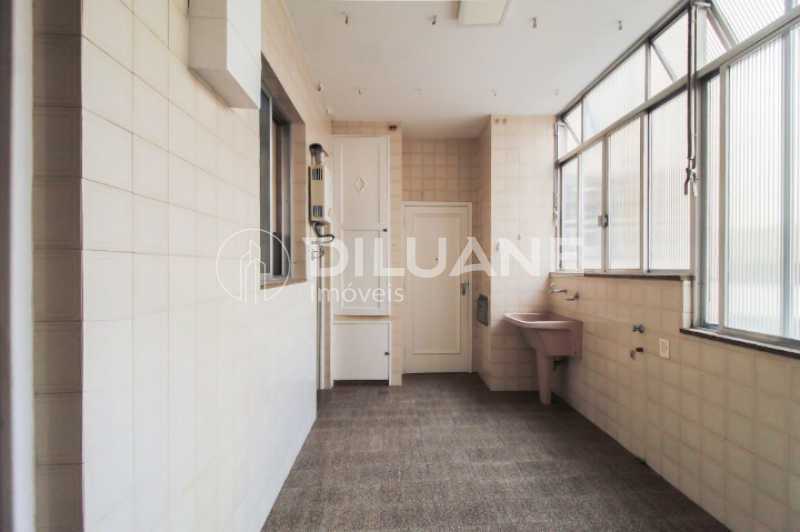 Apartamento à venda com 4 quartos, 235m² - Foto 19