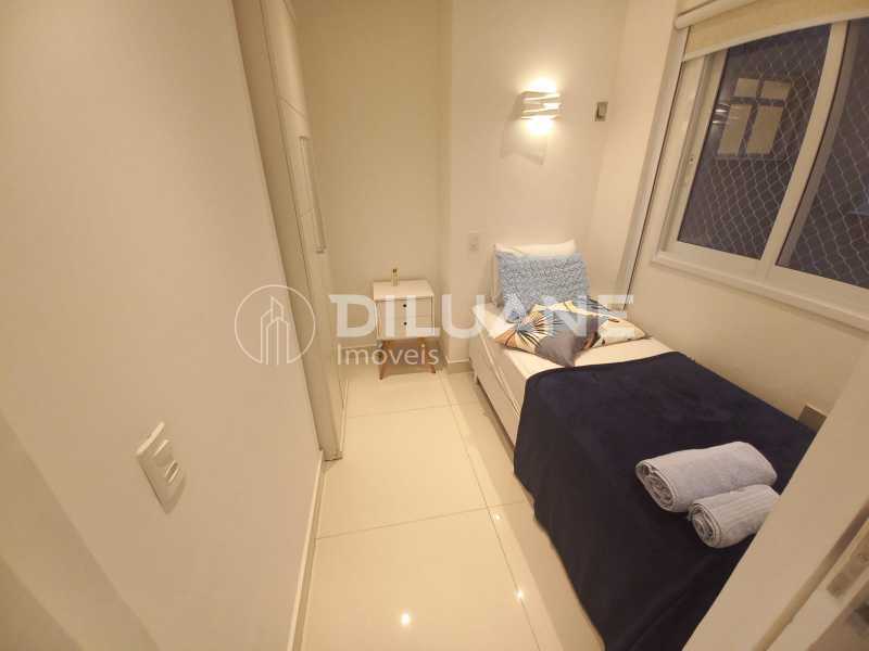 Apartamento à venda com 3 quartos, 118m² - Foto 16