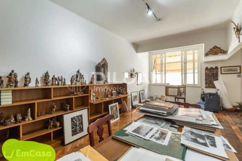 Apartamento à venda com 3 quartos, 101m² - Foto 1