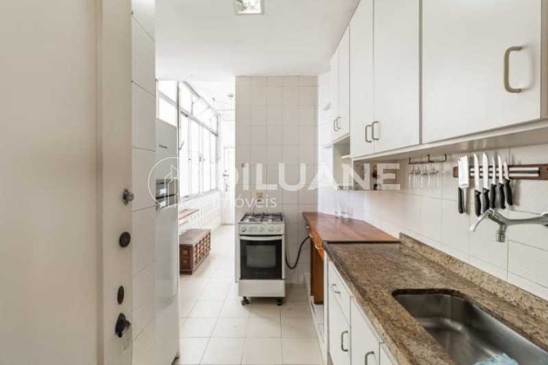 Apartamento à venda com 3 quartos, 101m² - Foto 9