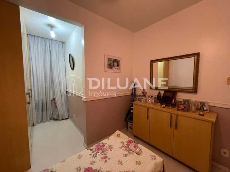 Apartamento à venda com 3 quartos, 120m² - Foto 18