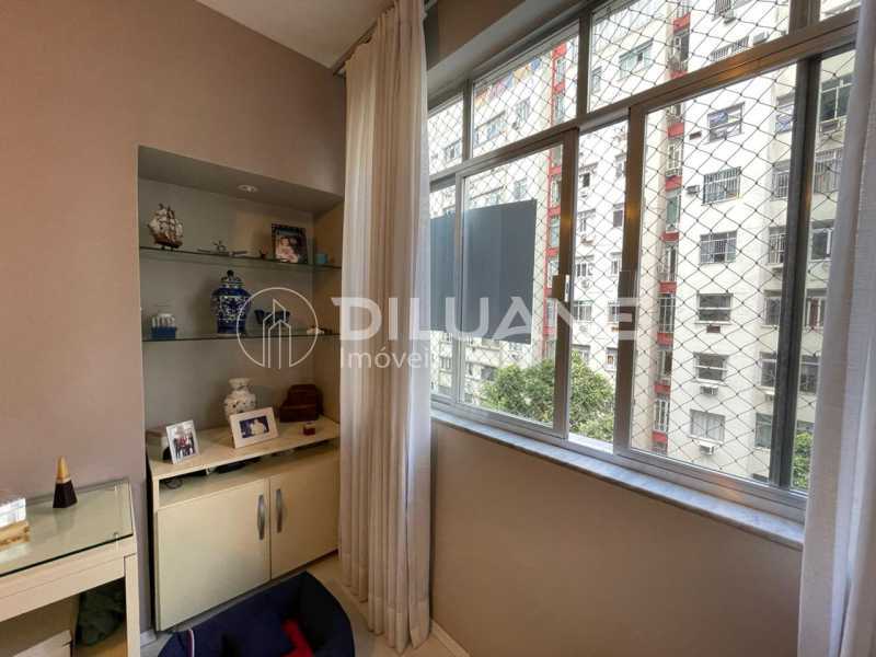 Apartamento à venda com 3 quartos, 120m² - Foto 23