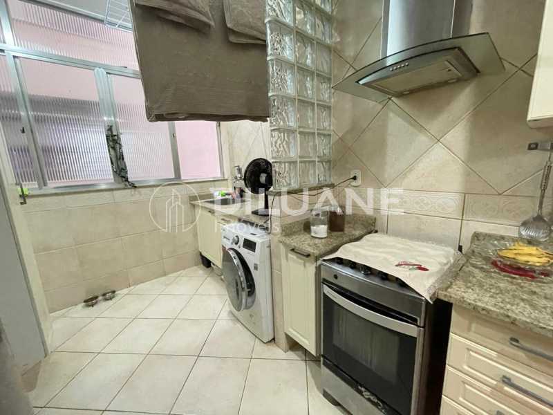 Apartamento à venda com 3 quartos, 120m² - Foto 27